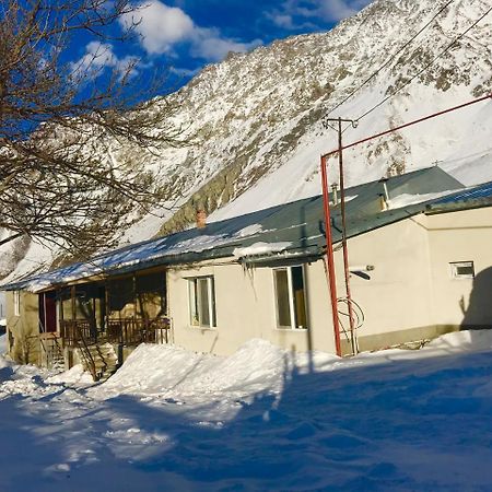 Riverside Kazbegi Dış mekan fotoğraf