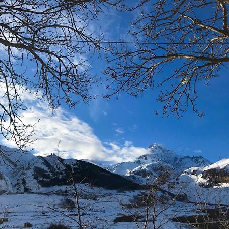 Riverside Kazbegi Dış mekan fotoğraf
